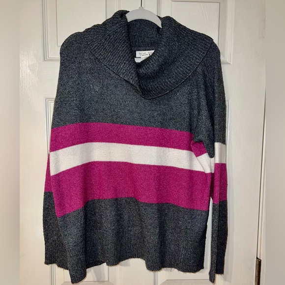 Rachel Zoe Sweater - Picture 2 of 8